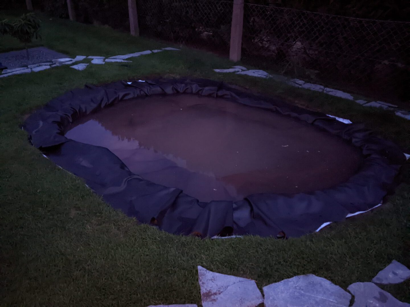 Einen kleinen Teich als Biotop selber bauen Ein Biotop anlegen
